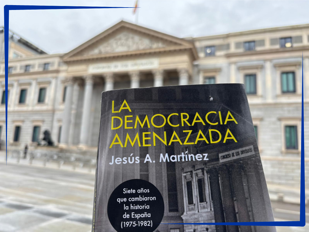 Cátedra_libro La democracia amenazada. Siete años que cambiaron la historia de España (1975-1982), libro de Jesús A. Martínez, publicado por Ediciones Cátedra